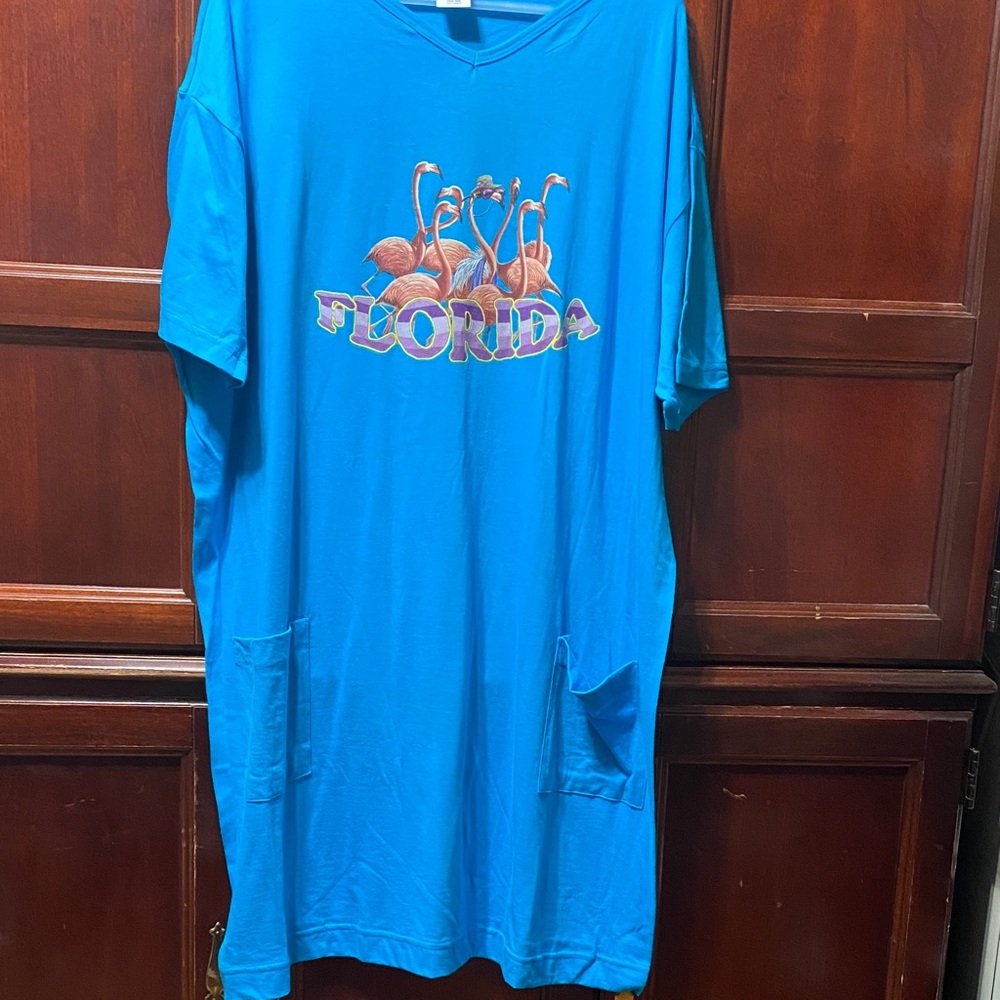Casual expressions Blue Cotton long T-shirt Florida motif sleep top